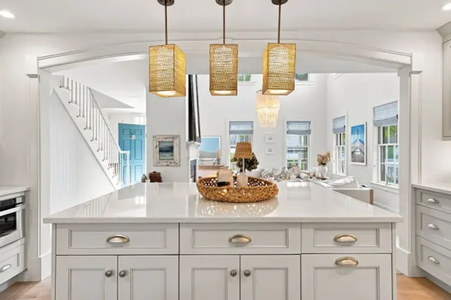 17 Washaman Avenue photo