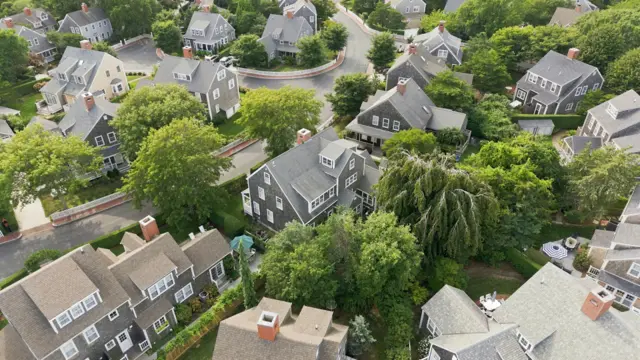 17 Washaman Avenue photo
