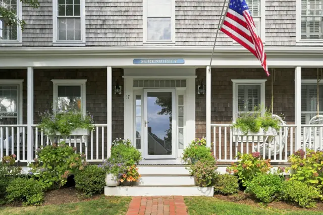 17 Washaman Avenue photo