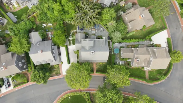 17 Washaman Avenue photo