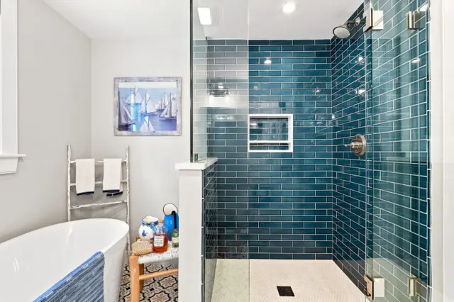 17 Washaman Avenue photo