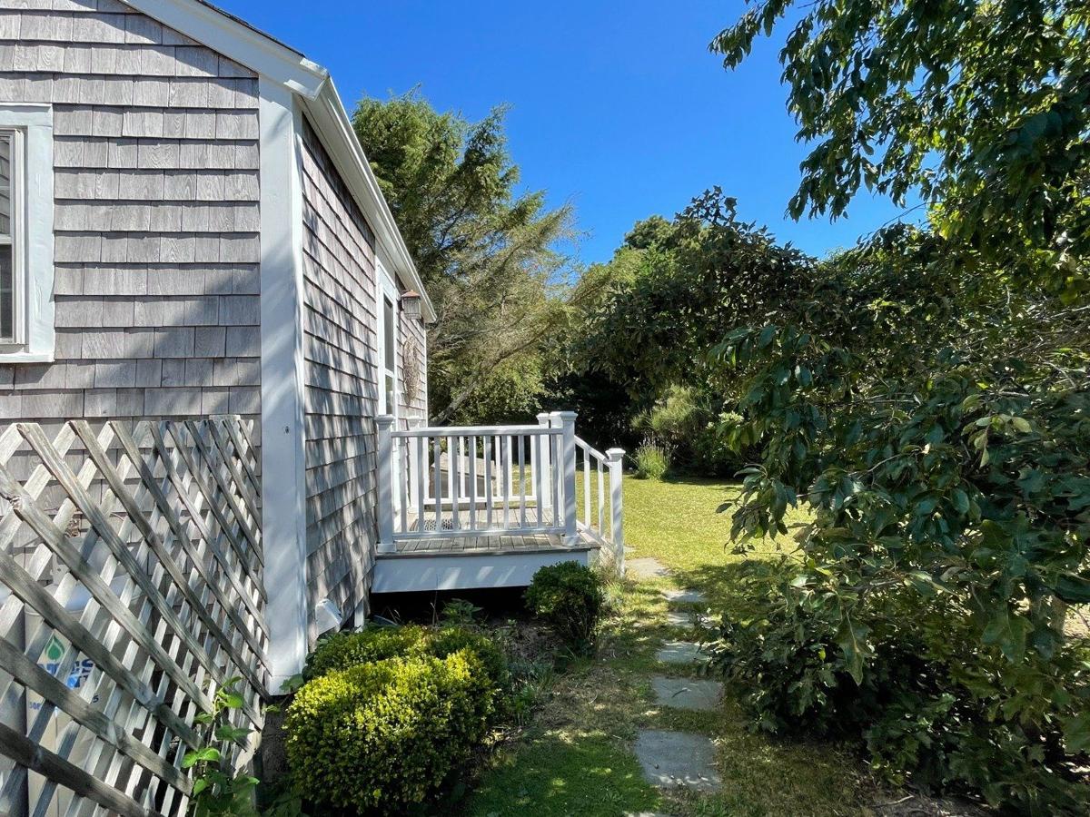 65 Milestone Road, Nantucket — photo 18