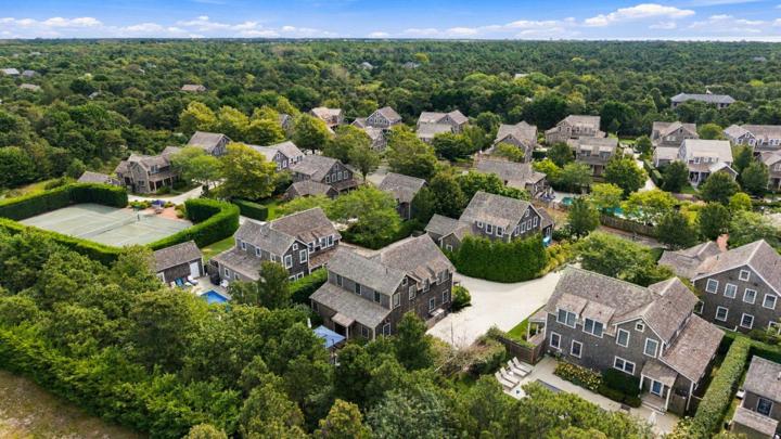 8 Fox Grape Lane, Nantucket — photo 35