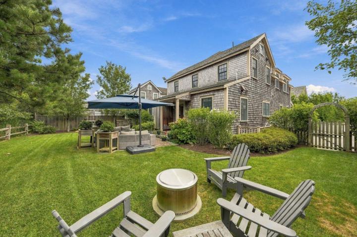 8 Fox Grape Lane, Nantucket — photo 31