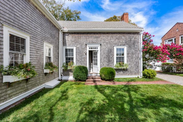 19 Pleasant Street, Nantucket — photo 46