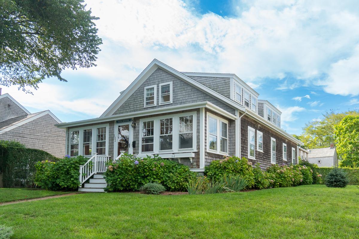 132 Main Street, Nantucket — photo 2