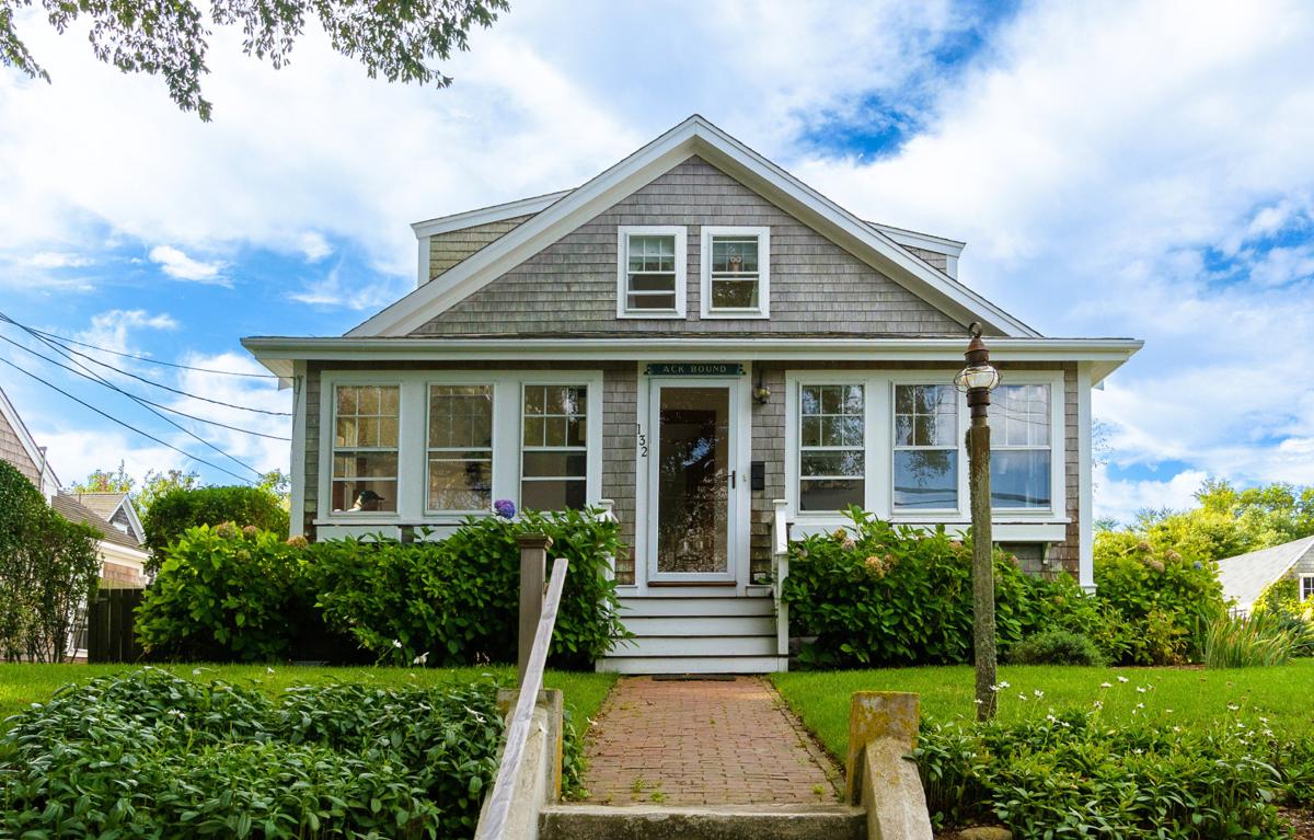 132 Main Street, Nantucket — photo 1