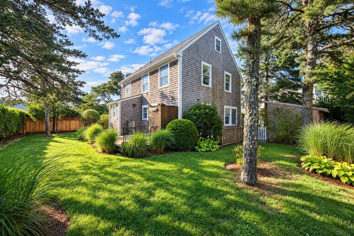 9 Mary Ann Drive, Nantucket — photo 6