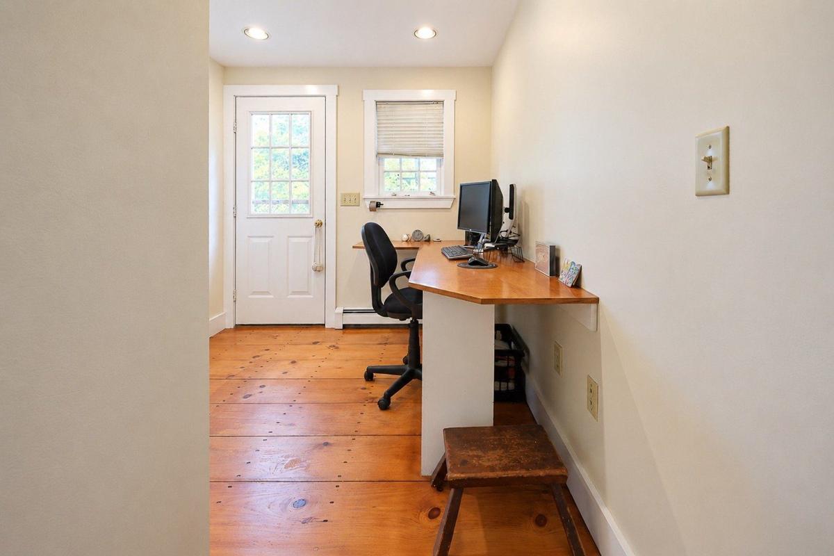 9 Mary Ann Drive, Nantucket — photo 12