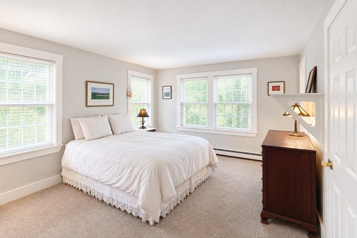 9 Mary Ann Drive, Nantucket — photo 14