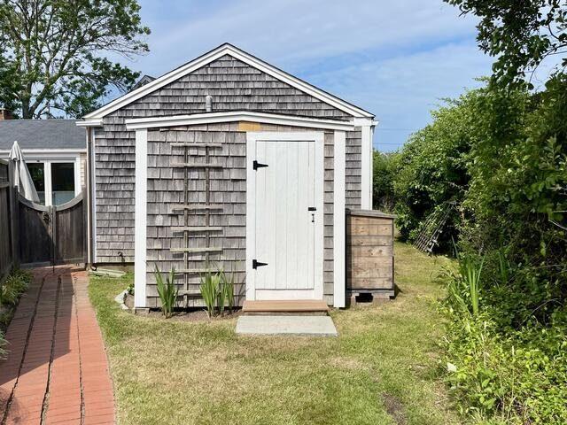 6B Stone Barn Way, Nantucket — photo 28