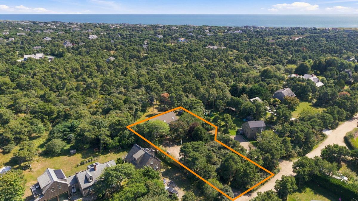 10 Field Avenue, Nantucket — photo 1