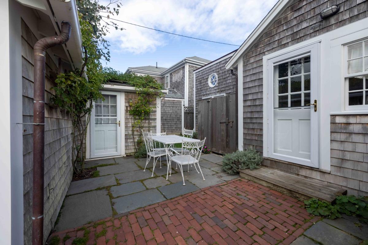 11 Pochick Street, Nantucket — photo 27