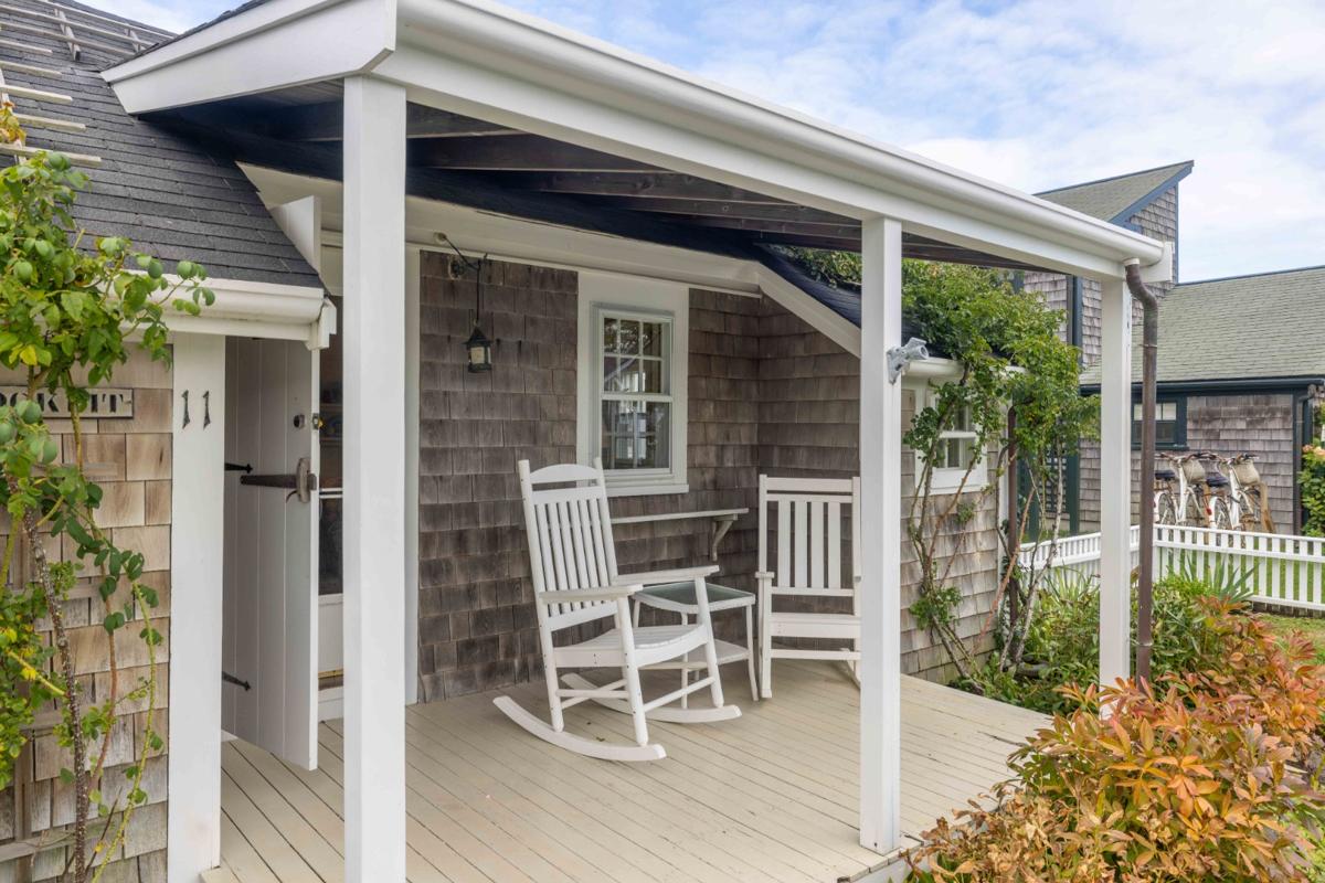 11 Pochick Street, Nantucket — photo 3