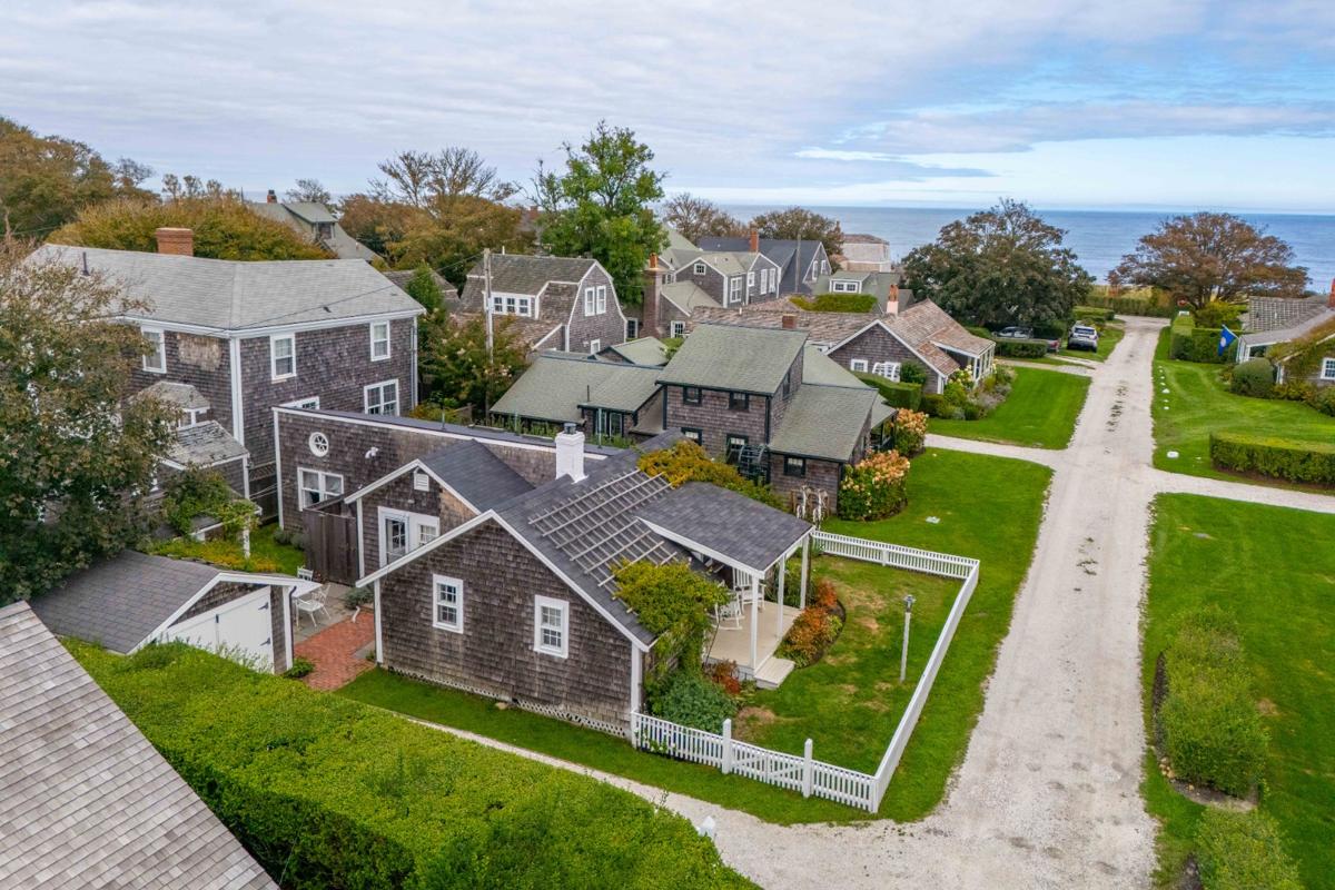 11 Pochick Street, Nantucket — photo 36