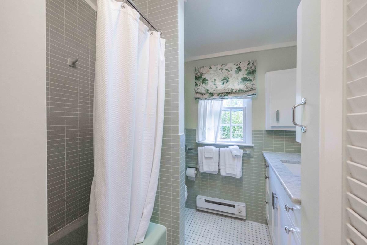 11 Pochick Street, Nantucket — photo 25