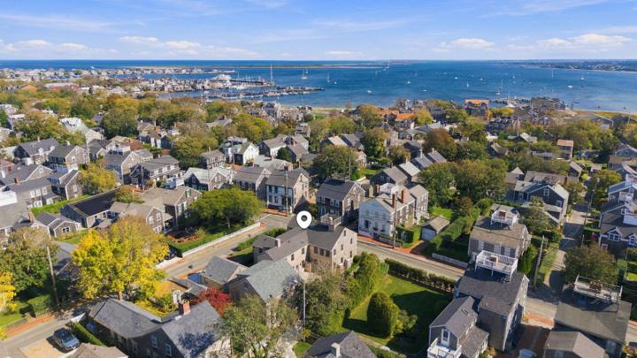 85 Orange Street, Nantucket — photo 2